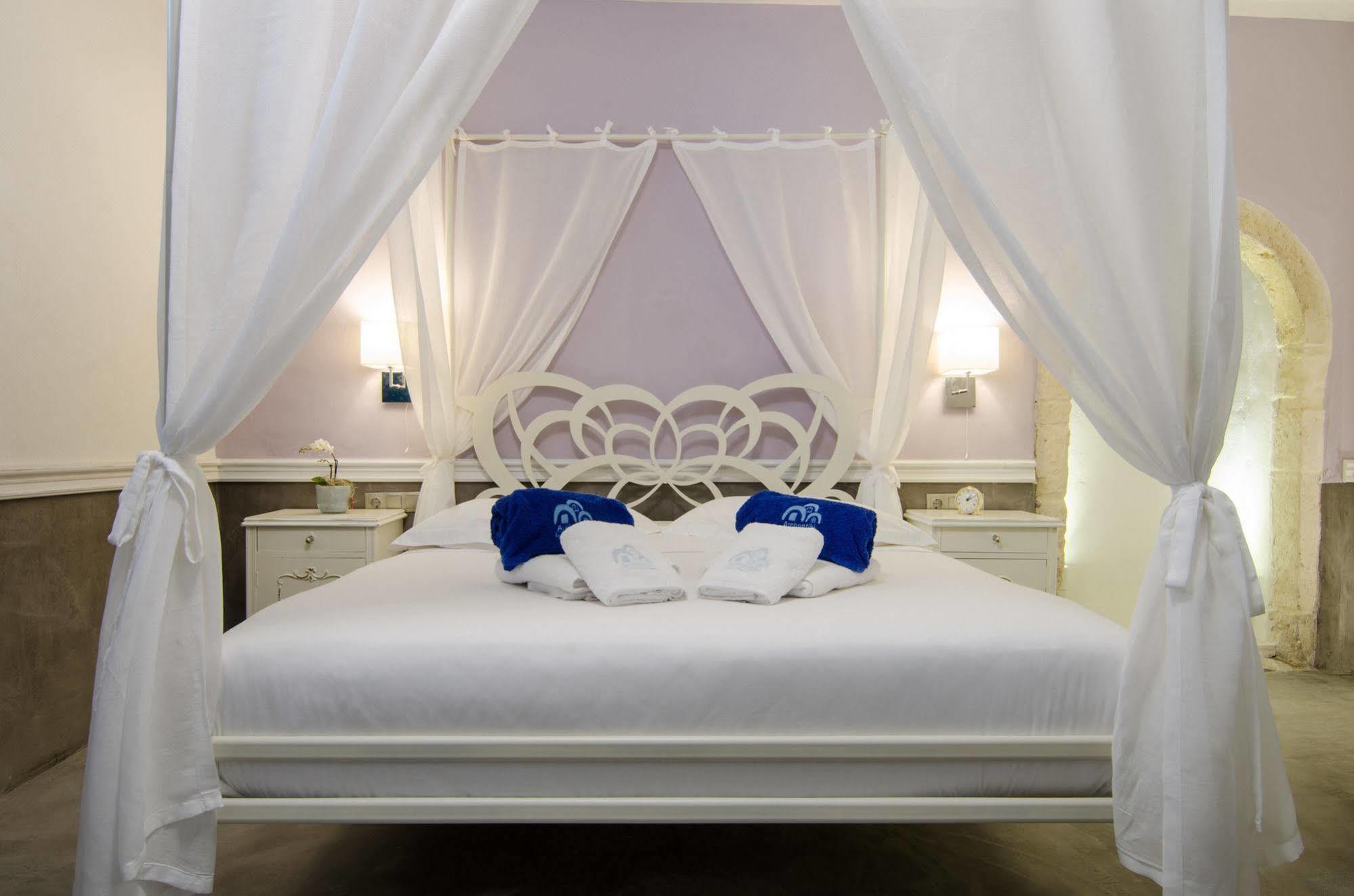 Athina House & Hammam